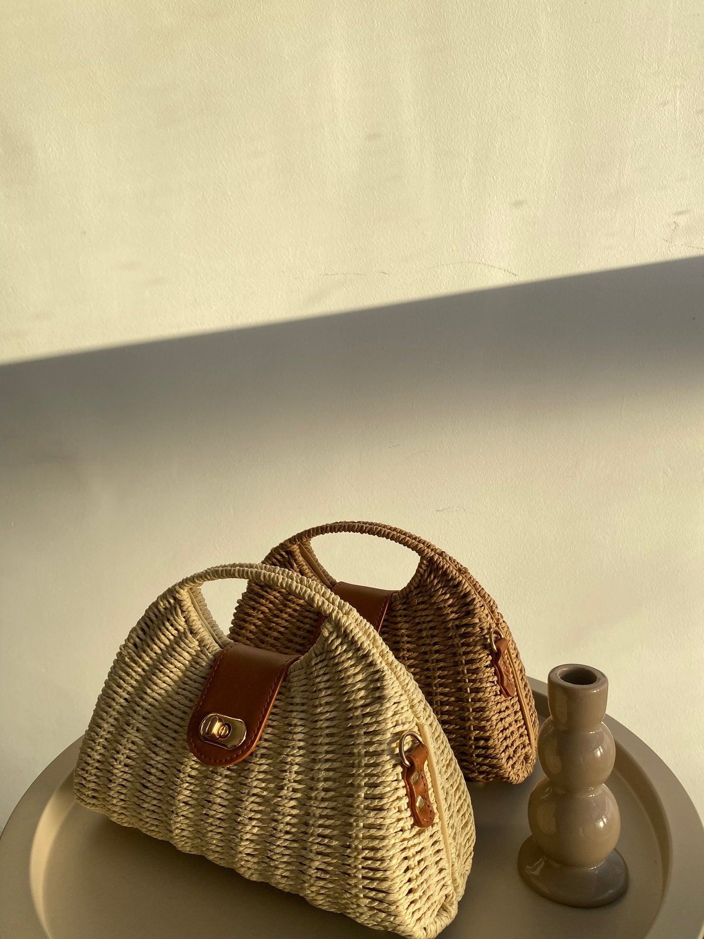 Bolso de rafia beige