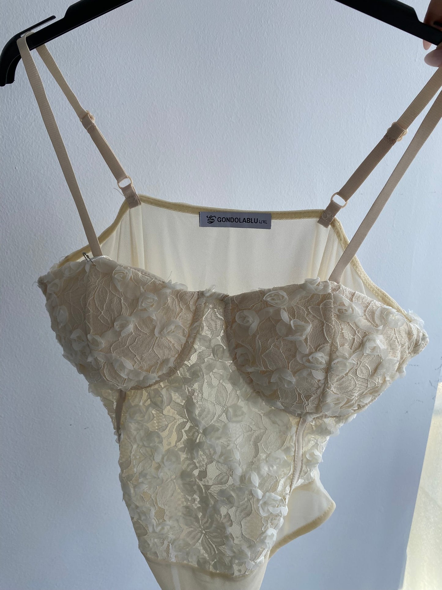 Body Rosette Crudo