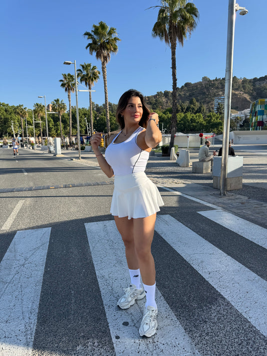 Falda/short Deportiva Blanca
